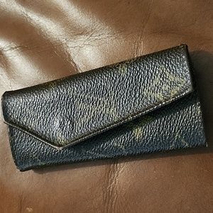 SOLD - Vintage Louis Vuitton 4 Keys Holder